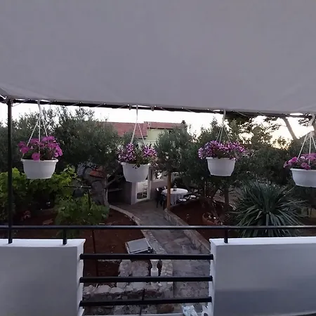 Hébergement de vacances Kuca Za Odmor Tonka -house For Vacation Kaprije